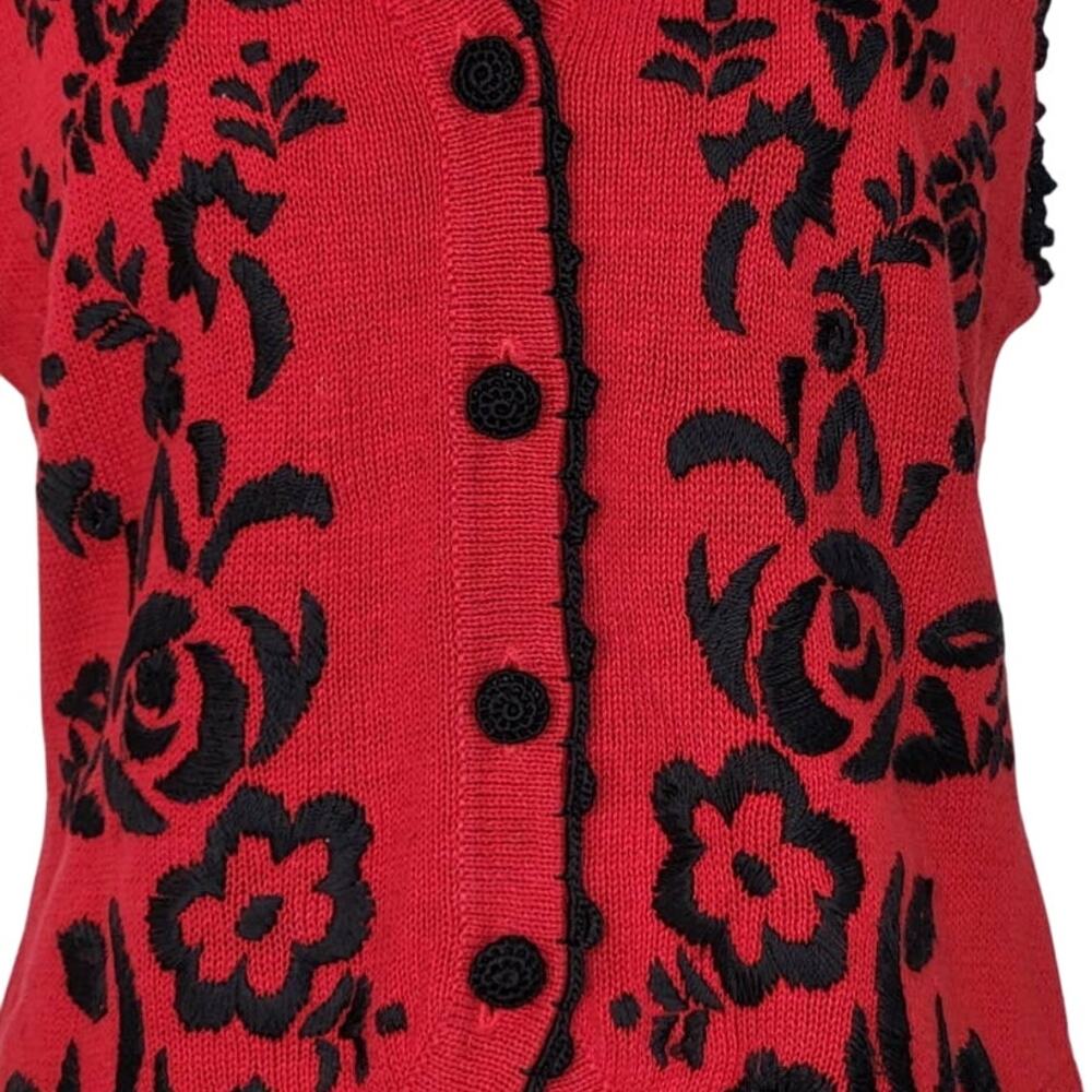 Vintage Arriviste Floral Embroidered & Crochet Buttons Scandinavian Design SZ MD - Picture 3 of 8